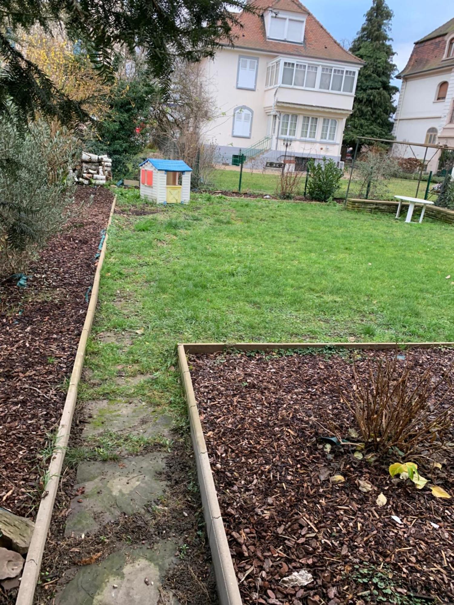 Mury 3 Strasbourg Luaran gambar